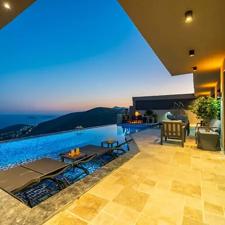Eco Big Eyes Villa